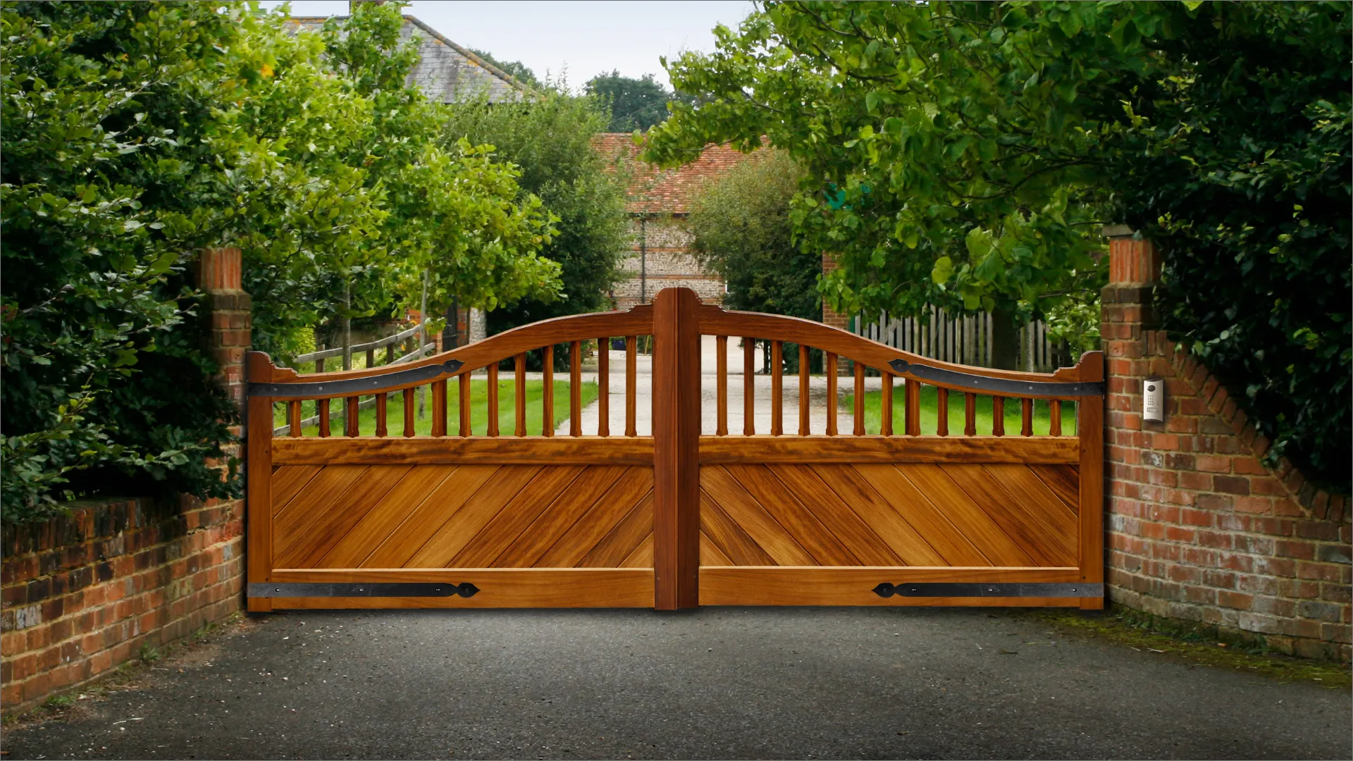 Bespoke Gate Solutions automated wooden gate